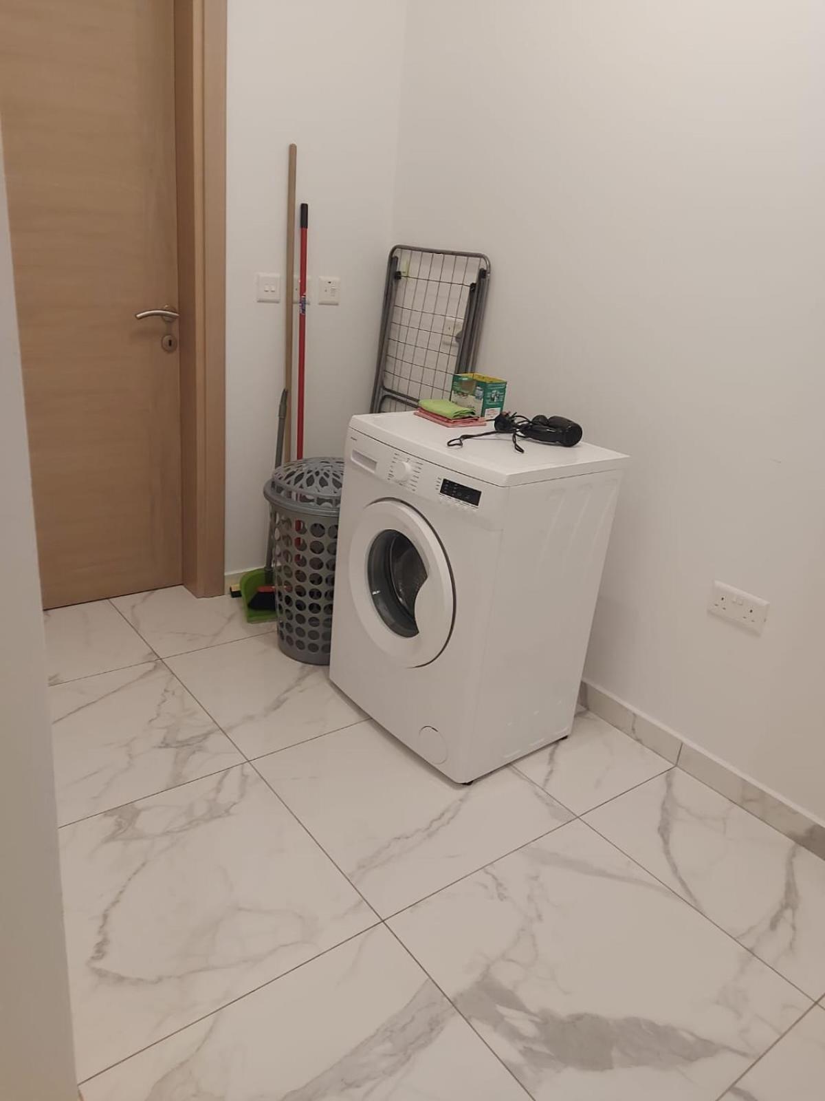 Is-Swieqi Central Apartment In Swieqi מראה חיצוני תמונה