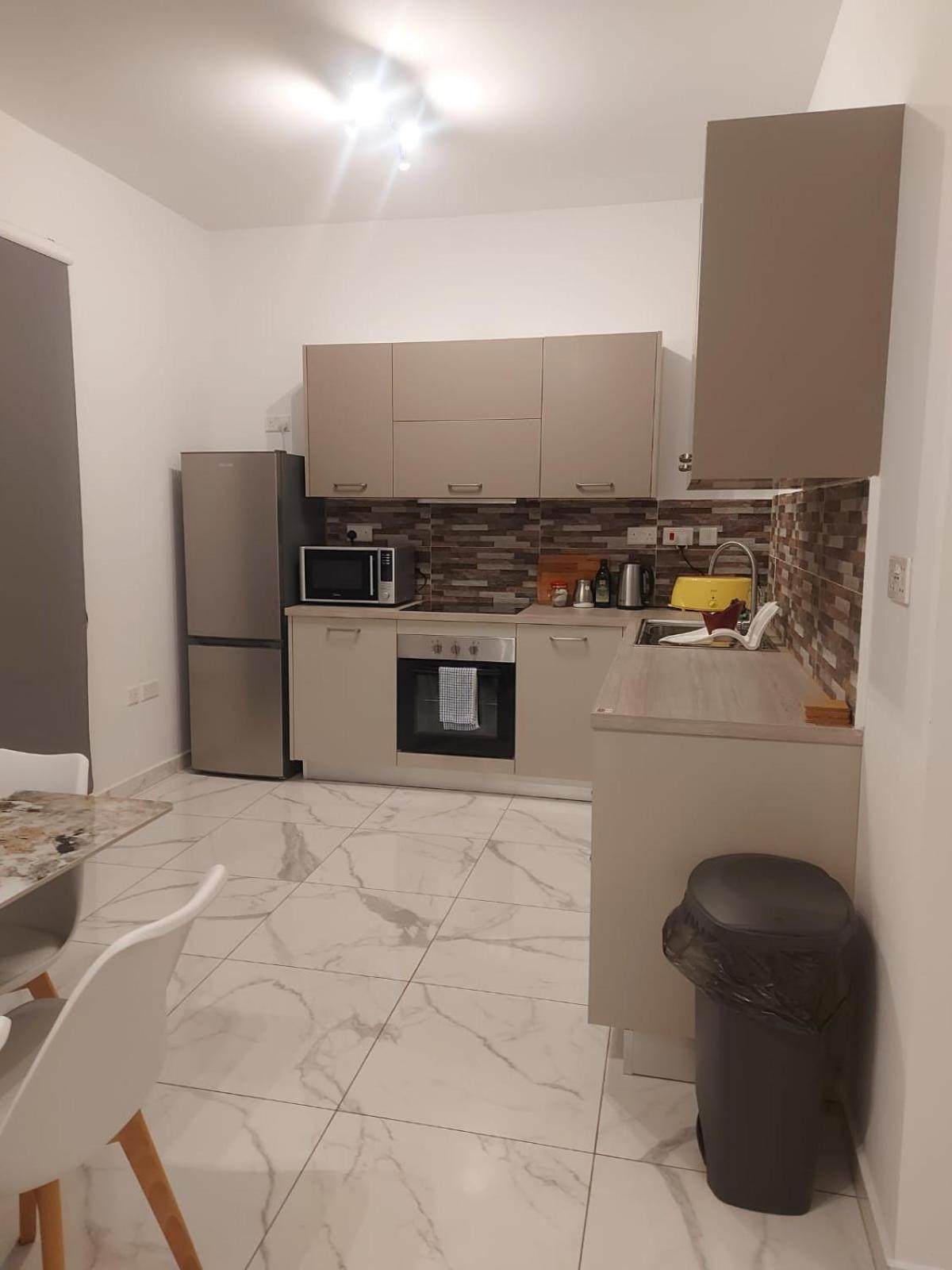 Is-Swieqi Central Apartment In Swieqi מראה חיצוני תמונה